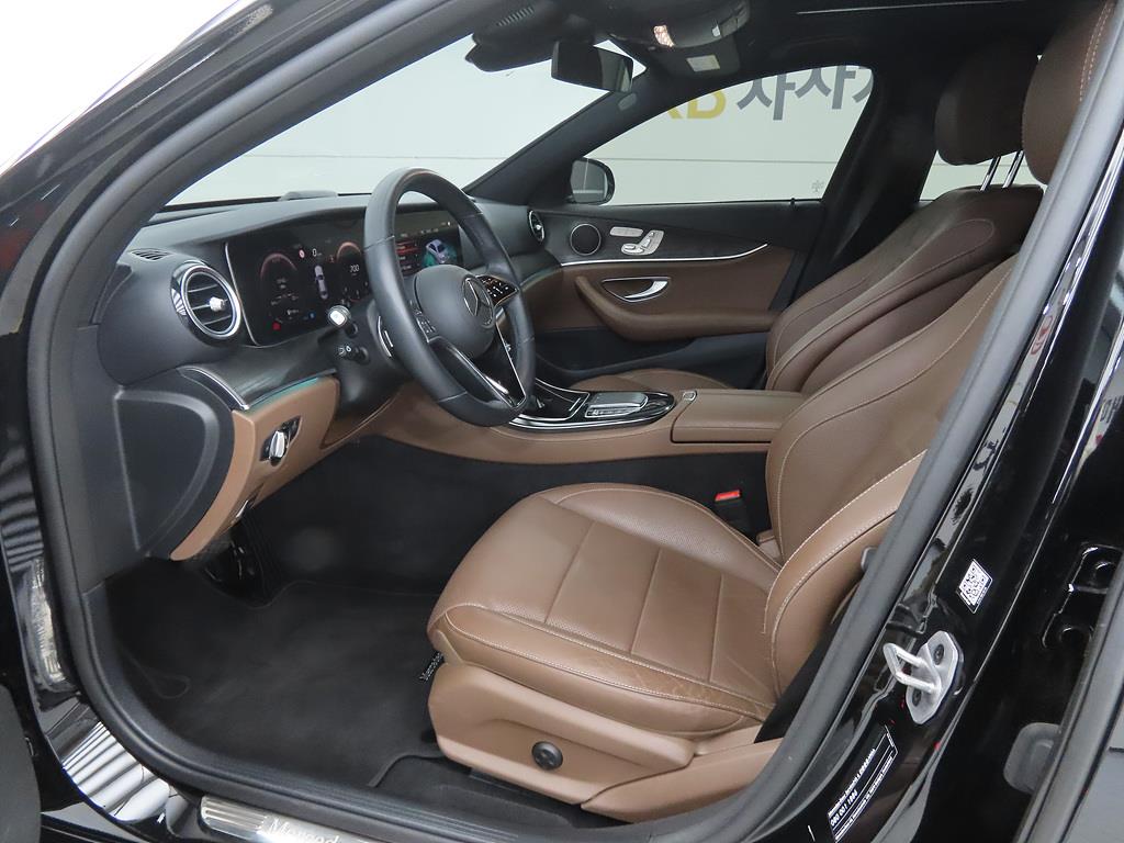 Mercedes Benz E class - Vista 5