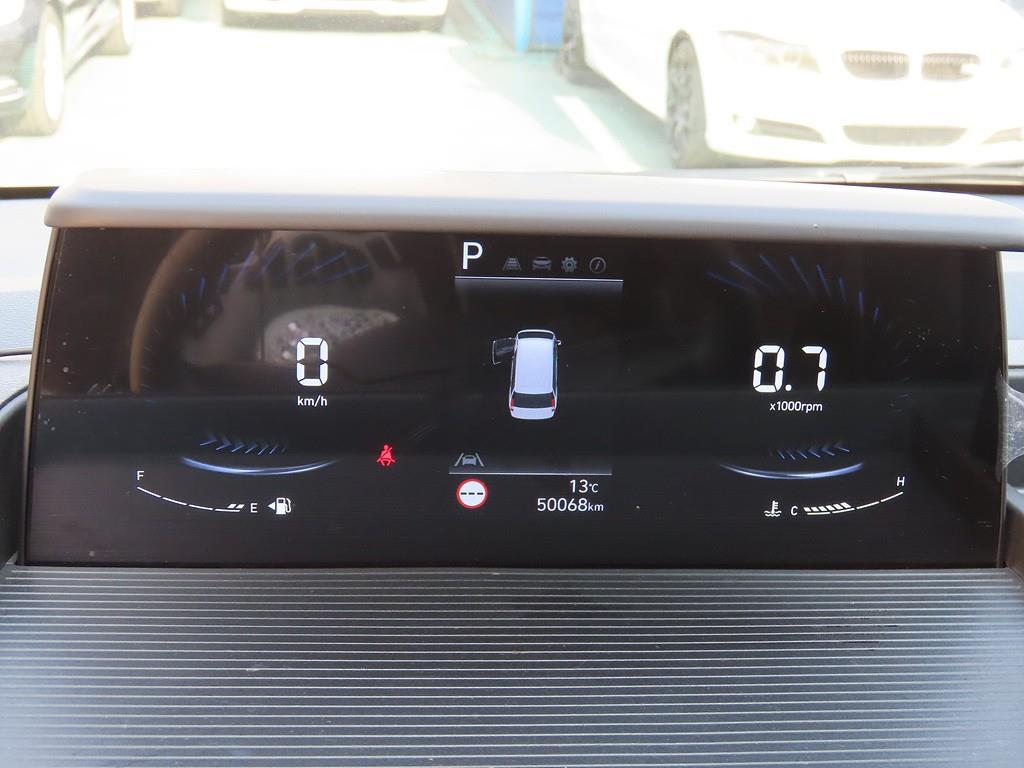 HYUNDAI Staria - Vista 11