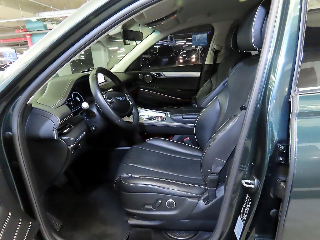 Genesis GV80 - Vista 6