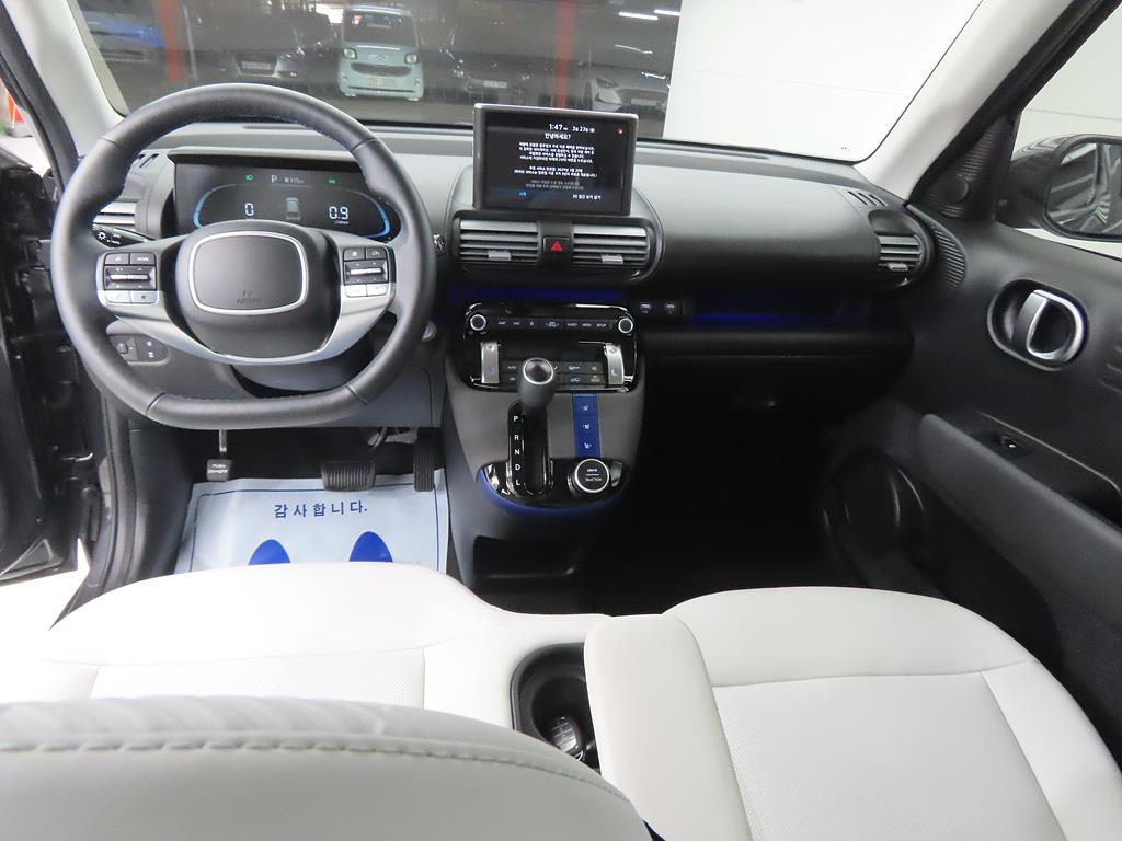 HYUNDAI Casper - Vista 7