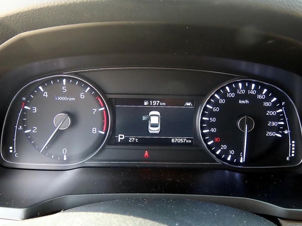 KIA K7 - Vista 8