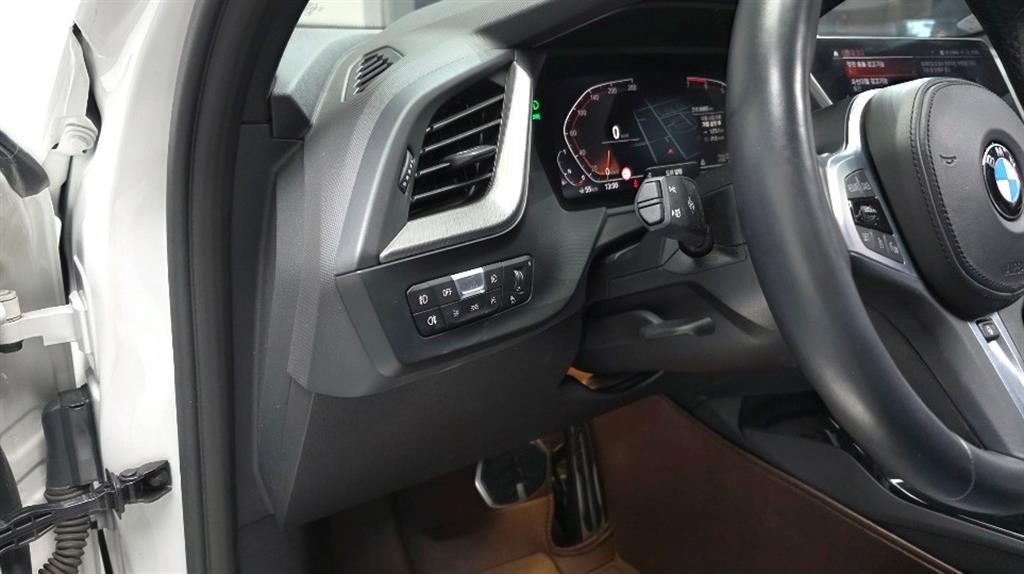 BMW 1 series 2023 Blanco - Importación desde Corea - HF Imports Iquique - Foto 13