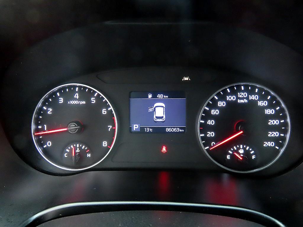 KIA Seltos - Vista 9