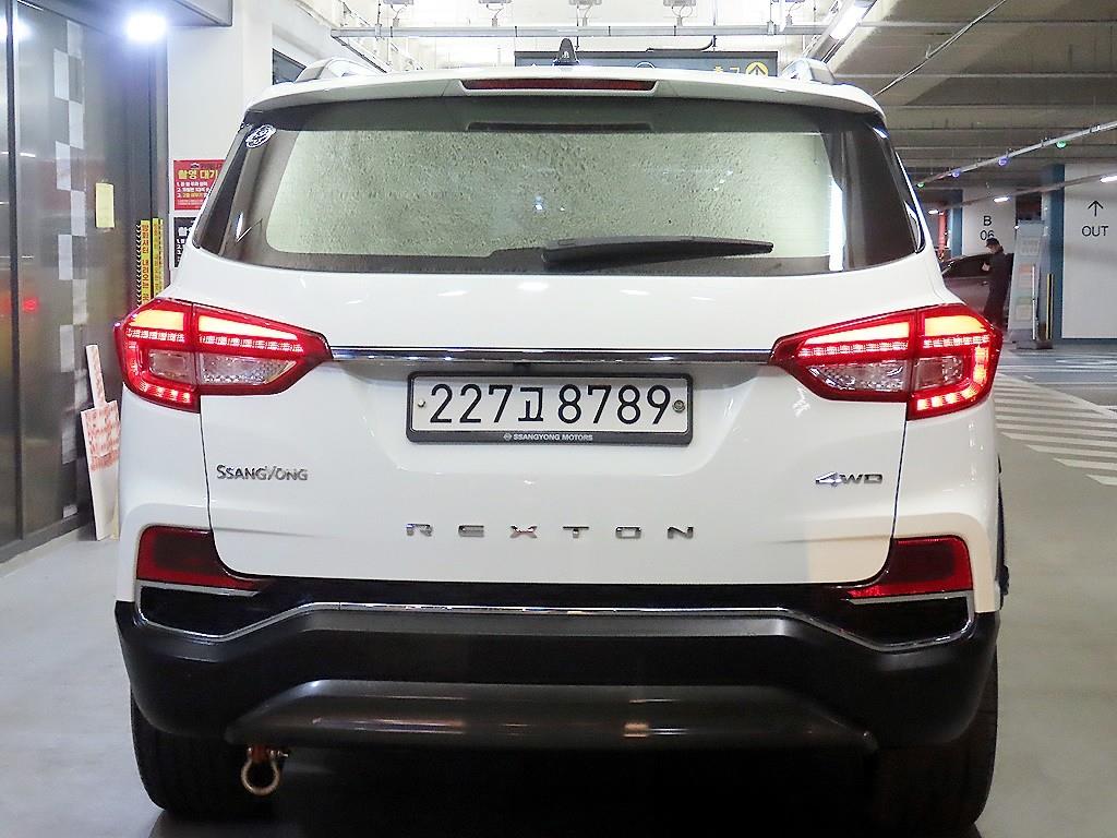Ssangyong Rexton - Vista 5