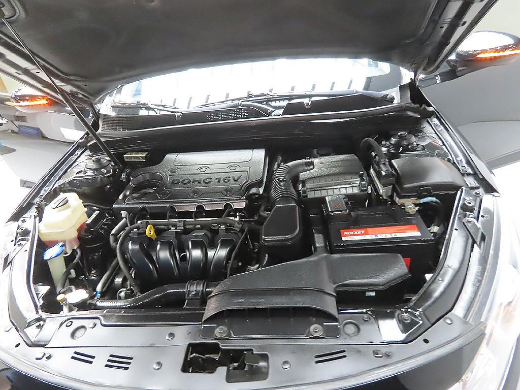 KIA K5 2011 Negro - Importación desde Corea - HF Imports Iquique - Foto 8