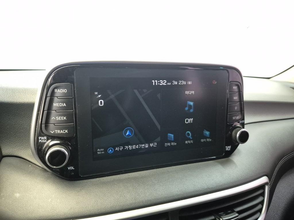 HYUNDAI Tucson 2019 Blanco - Importación desde Corea - HF Imports Iquique - Foto 13