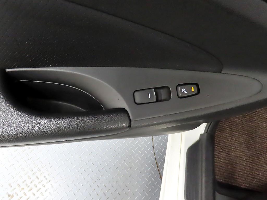 HYUNDAI Sonata - Vista 12