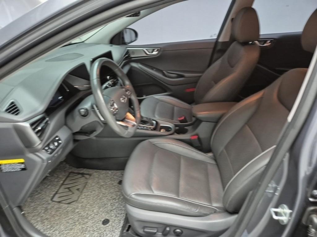 HYUNDAI Ioniq - Vista 11