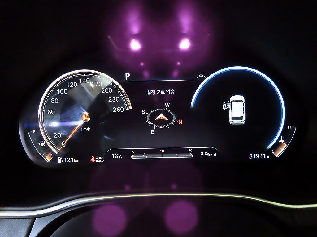 Genesis GV80 - Vista 9