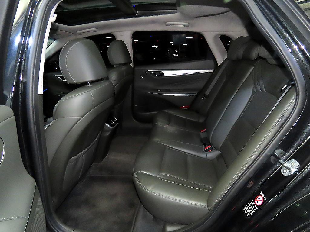 HYUNDAI Grandeur - Vista 7