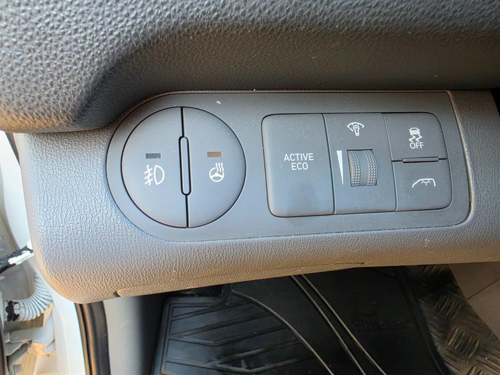 HYUNDAI Starex 2018 Blanco - Importación desde Corea - HF Imports Iquique - Foto 16