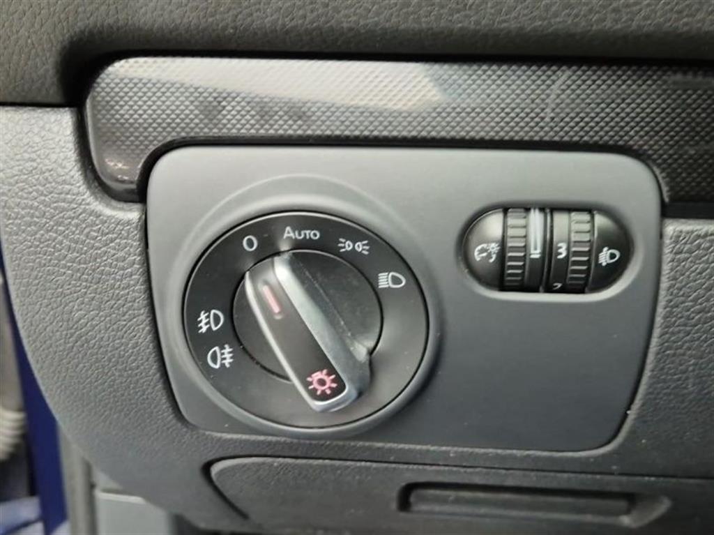 Volkswagen Golf 2012 Azul - Importación desde Corea - HF Imports Iquique - Foto 15