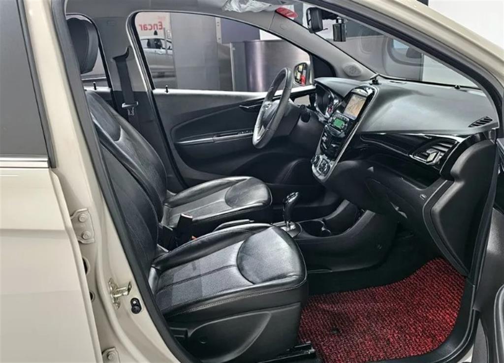 Chevrolet Spark - Vista 10