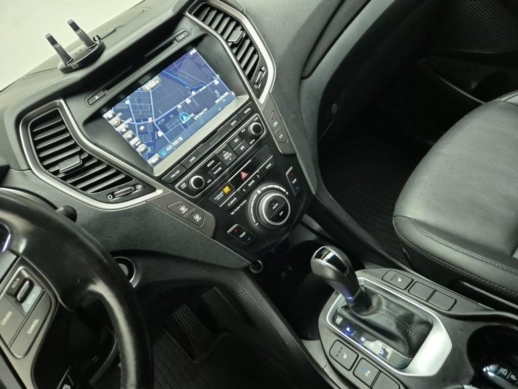 HYUNDAI Santa Fe - Vista 10