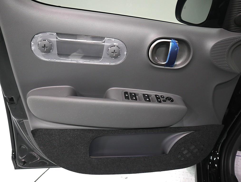 HYUNDAI Casper - Vista 10