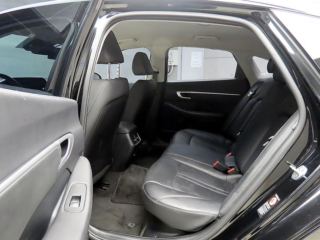 HYUNDAI Sonata - Vista 6