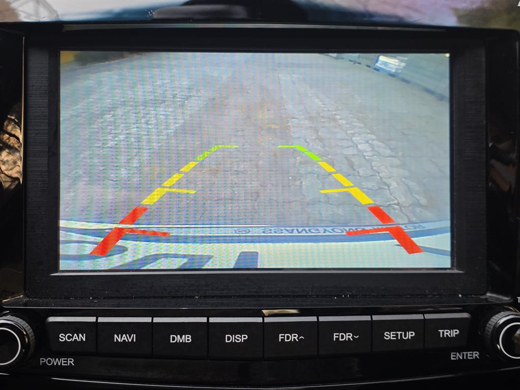 Ssangyong Tivoli - Vista 11