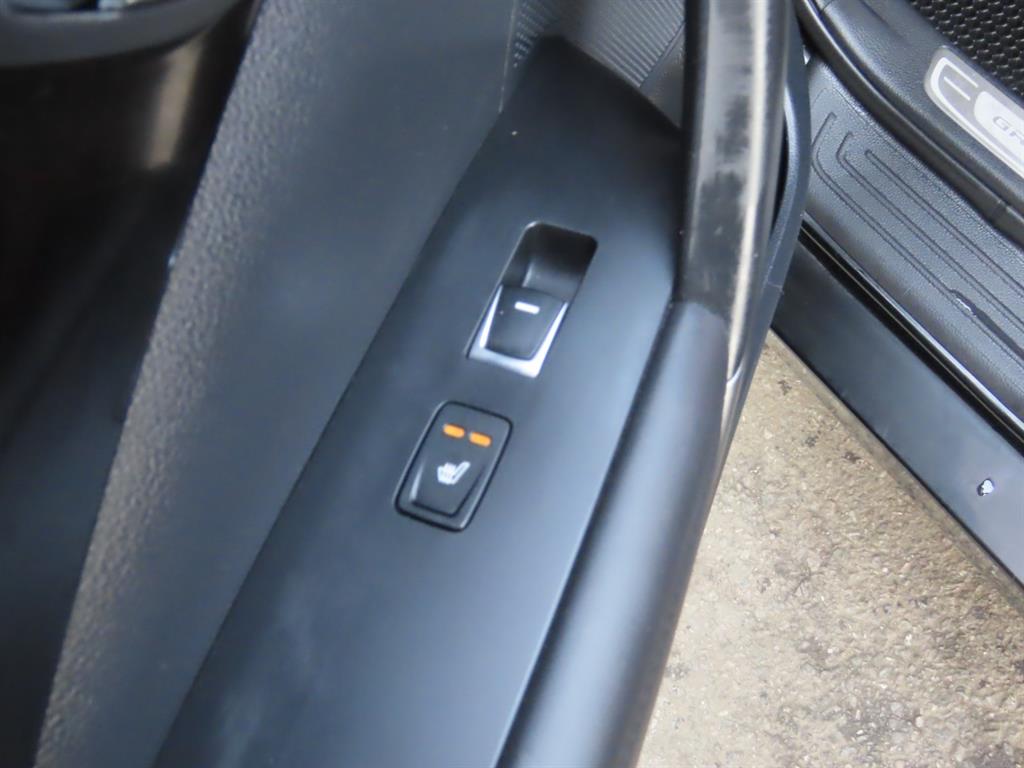 HYUNDAI Grandeur 2015 Negro - Importación desde Corea - HF Imports Iquique - Foto 7