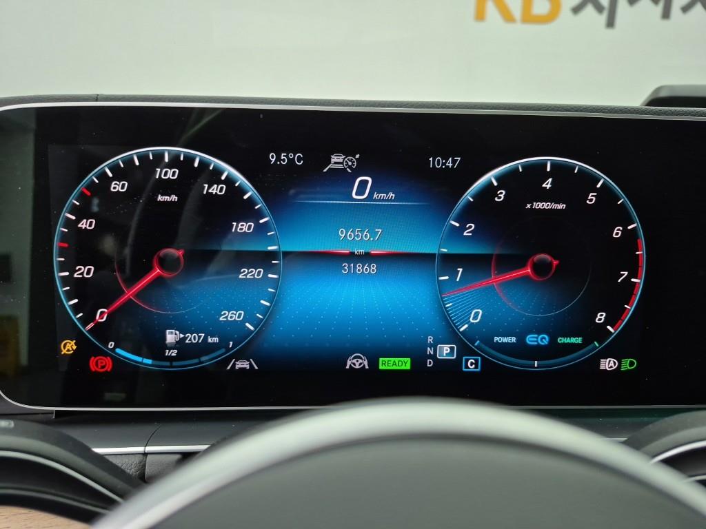 Mercedes Benz GLE Class - Vista 7