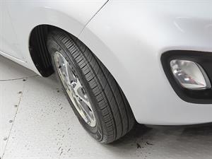 KIA Morning - Vista 10