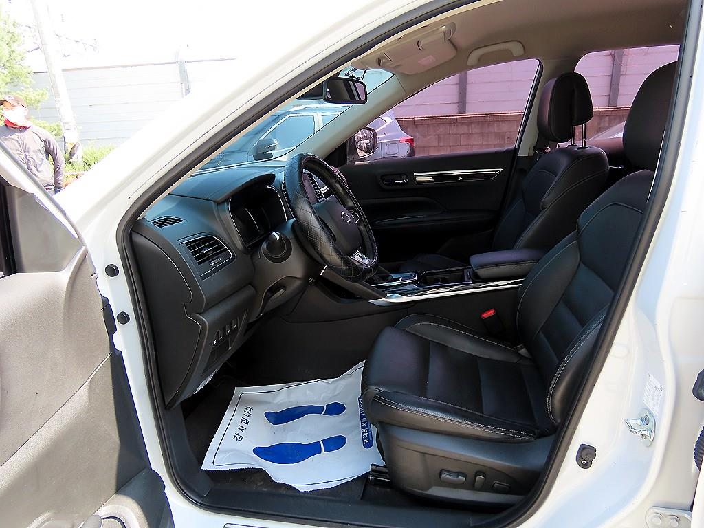 SAMSUNG QM6 - Vista 5