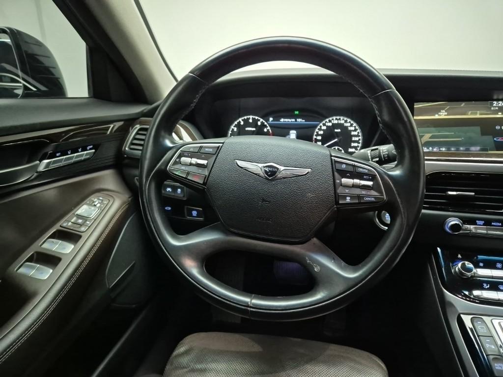 Genesis EQ900 - Vista 9