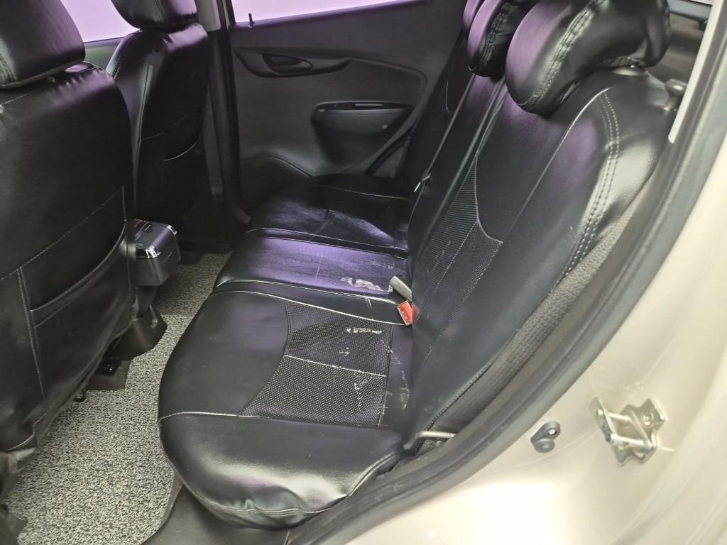 Chevrolet Spark - Vista 12