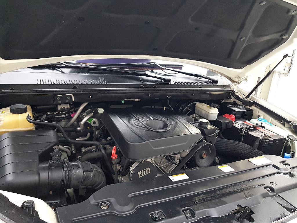 Ssangyong Korando - Vista 6