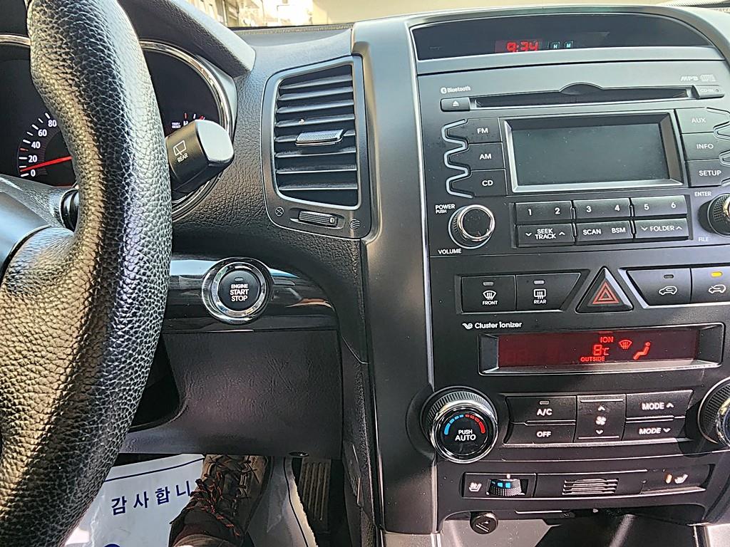 KIA Sorento - Vista 9