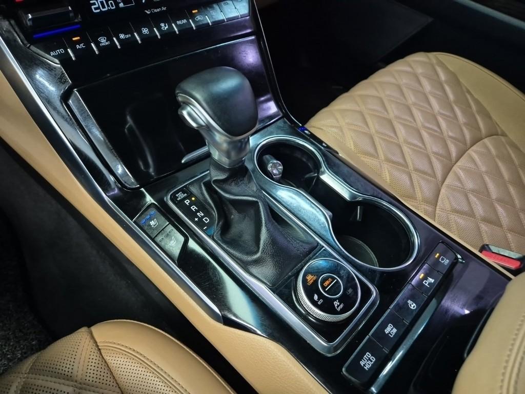 KIA Mohave - Vista 8