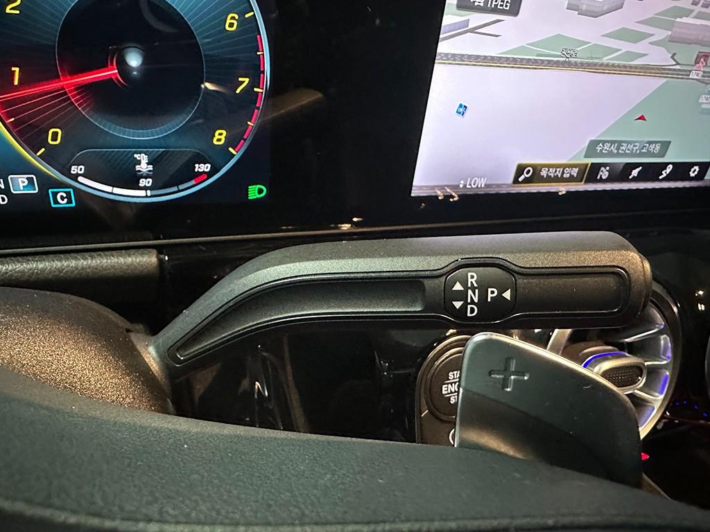 Mercedes Benz GLA Class - Vista 11