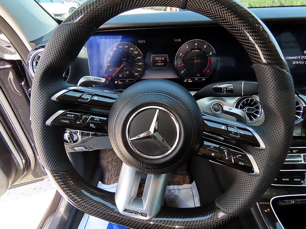 Mercedes Benz E class - Vista 8