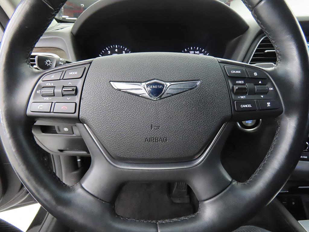 Genesis G80 - Vista 8