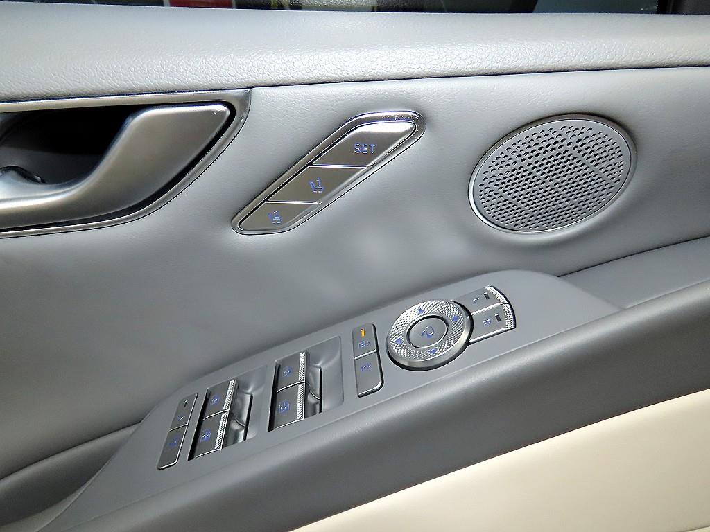 Genesis G80 2025 - Importación desde Corea - HF Imports Iquique - Foto 13