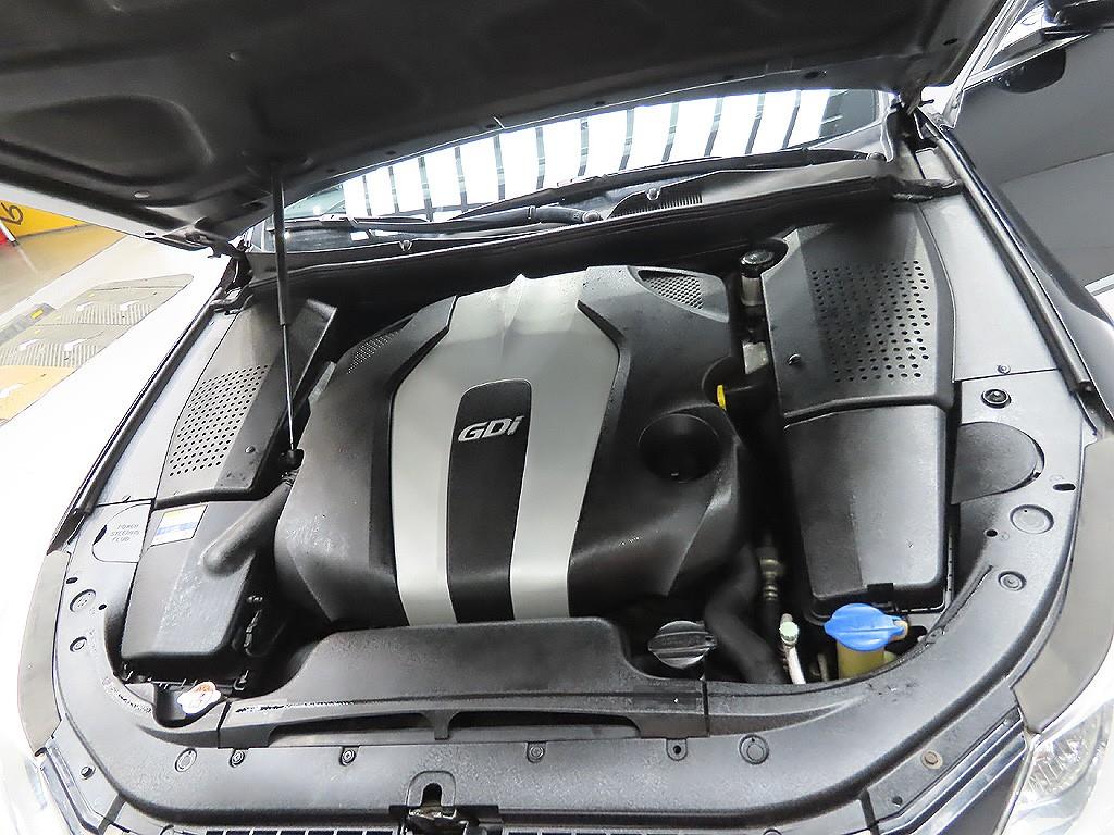 HYUNDAI Genesis 2012 Negro - Importación desde Corea - HF Imports Iquique - Foto 7