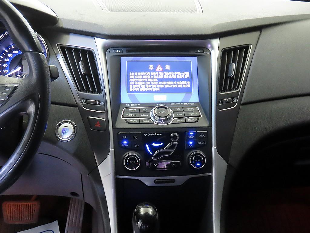 HYUNDAI Sonata - Vista 11