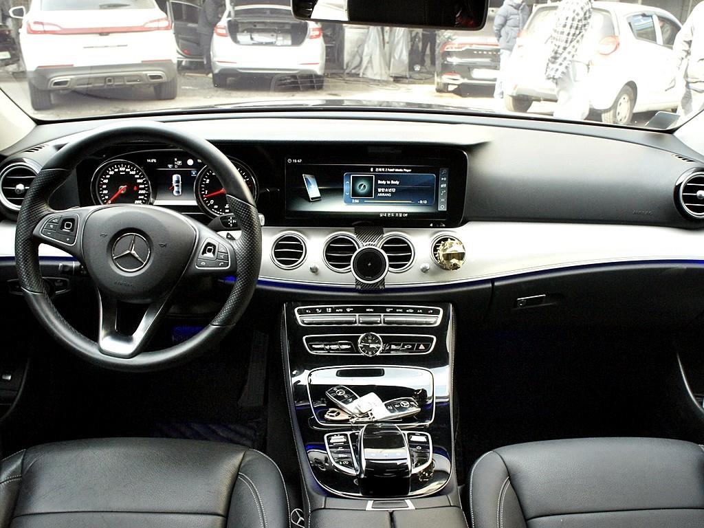 Mercedes Benz E class 2018 Negro - Importación desde Corea - HF Imports Iquique - Foto 7