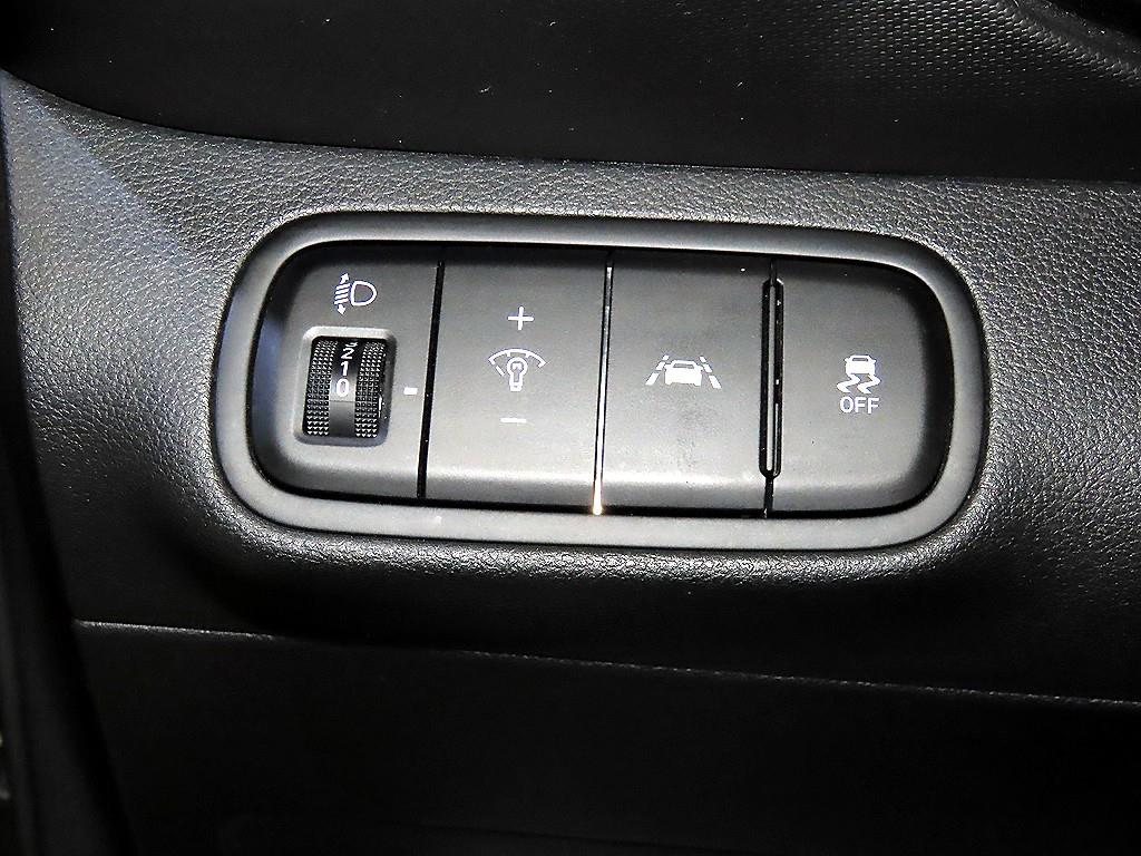 HYUNDAI Venue 2020 Negro - Importación desde Corea - HF Imports Iquique - Foto 14