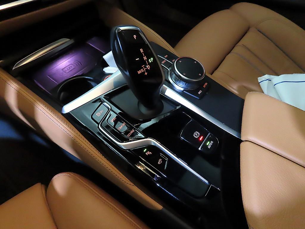 BMW 5 Series - Vista 12