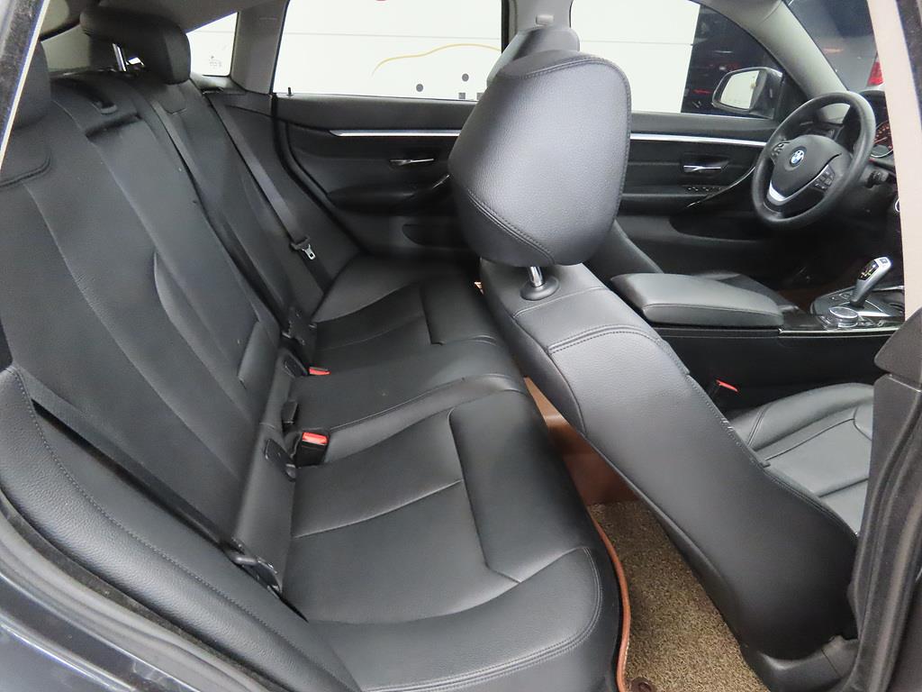 BMW 4 Series - Vista 8