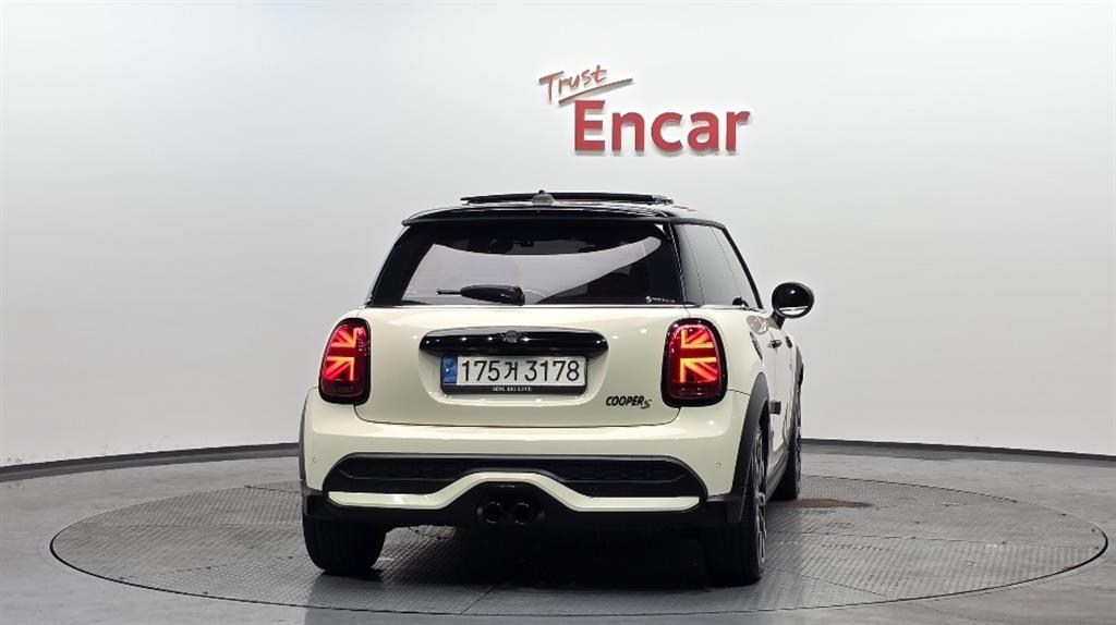 Mini Cooper - Vista 4