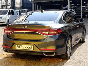 HYUNDAI Grandeur - Vista 8