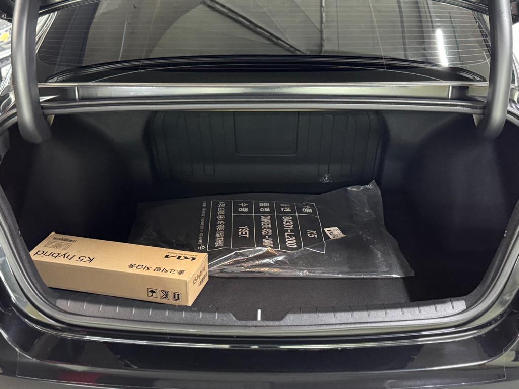 KIA K5 2023 Negro - Importación desde Corea - HF Imports Iquique - Foto 15