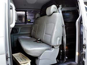 HYUNDAI Starex - Vista 12