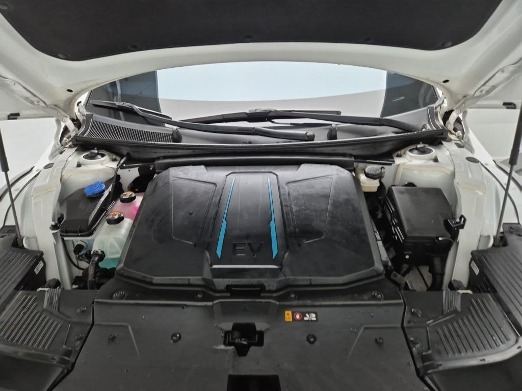 HYUNDAI Ioniq 5 - Vista 5