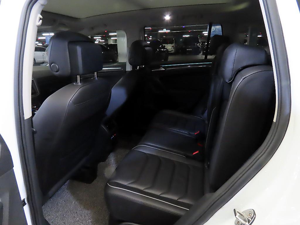 Volkswagen Tiguan - Vista 7