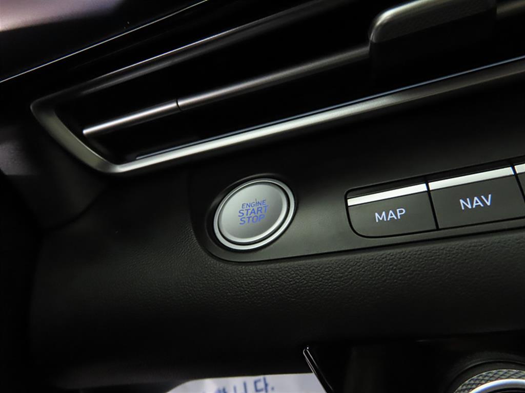 HYUNDAI Avante - Vista 10