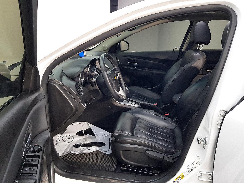 Chevrolet Cruise - Vista 8