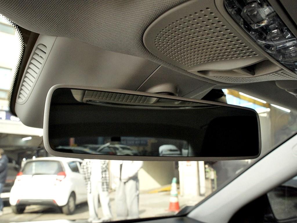 Mercedes Benz E class 2018 Negro - Importación desde Corea - HF Imports Iquique - Foto 12