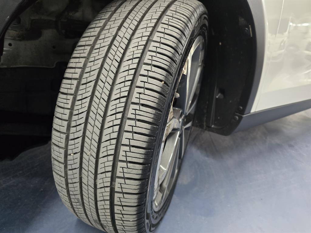 Ssangyong Tivoli 2017 Blanco - Importación desde Corea - HF Imports Iquique - Foto 20